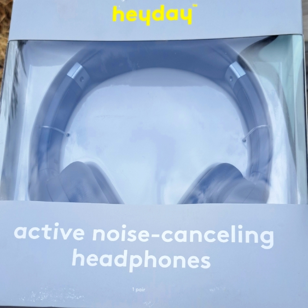 Heyday Active Noise-Canceling Headphones - Gray